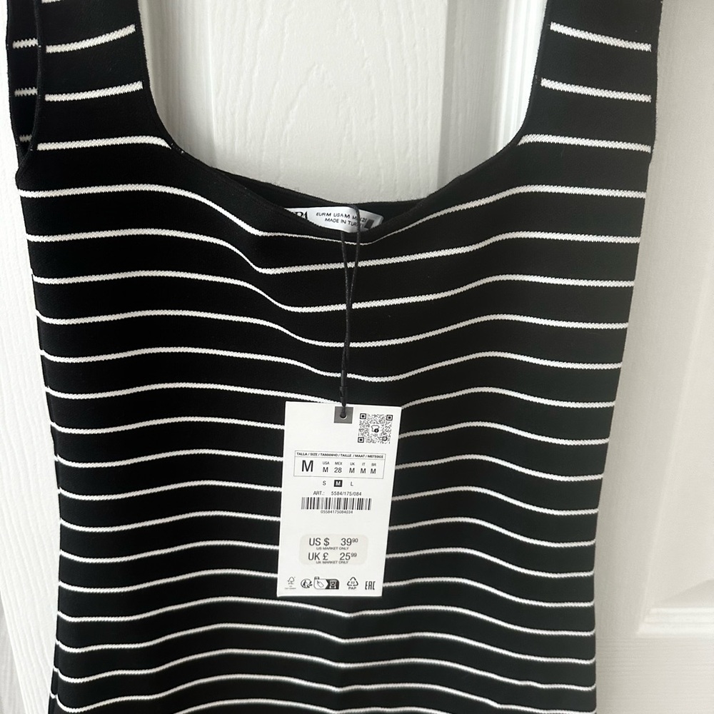 Zara Women’s black and white bodycon striped dress. Medium